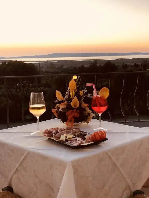La Perla Hotel