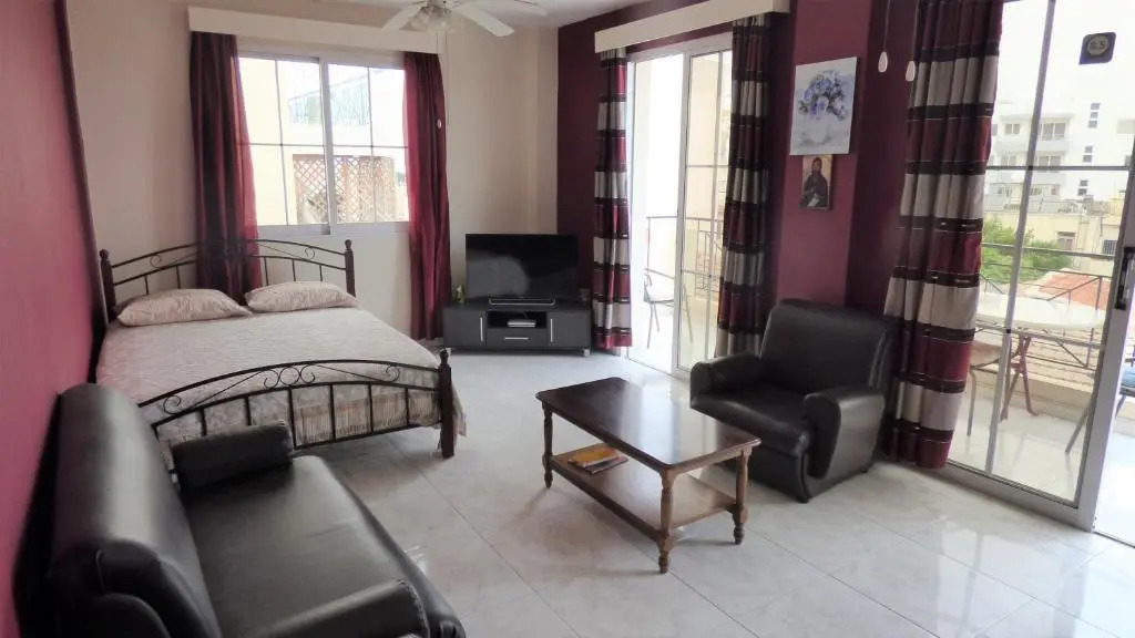 Kimonos Guesthouse