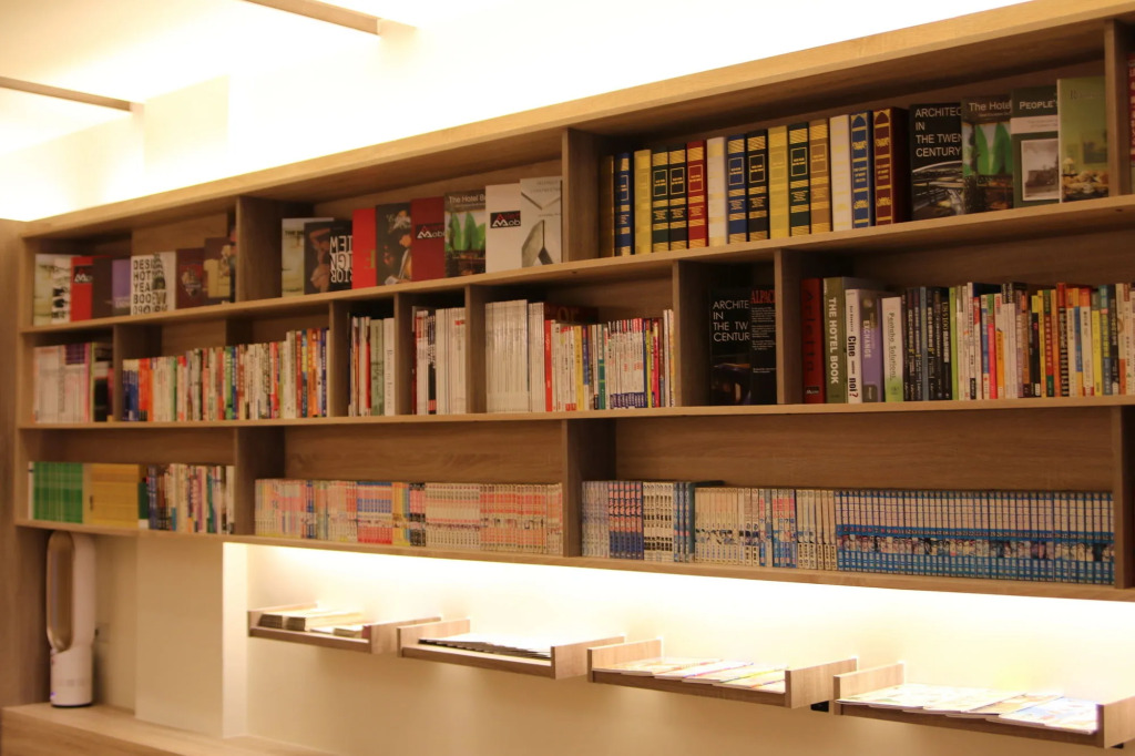 Traveller-Inn Zhongzheng Library
