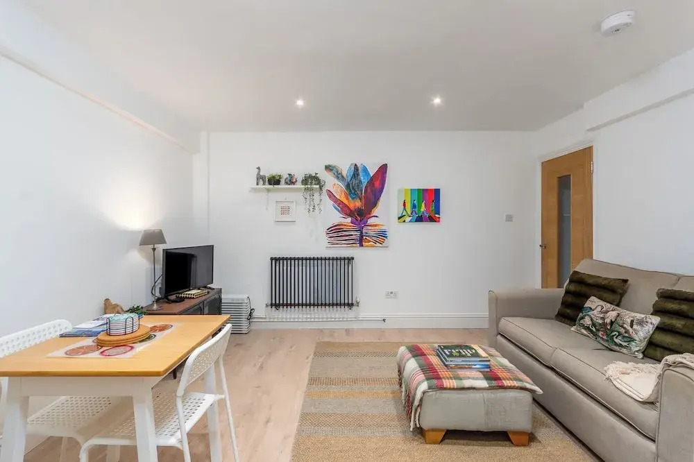 Clarendon Place 1BD in Leamington Spa