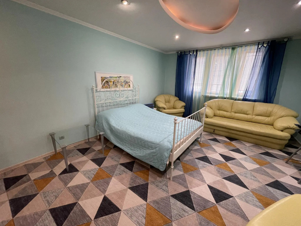 Onebed (Ванбэд) на бульваре Строгинский