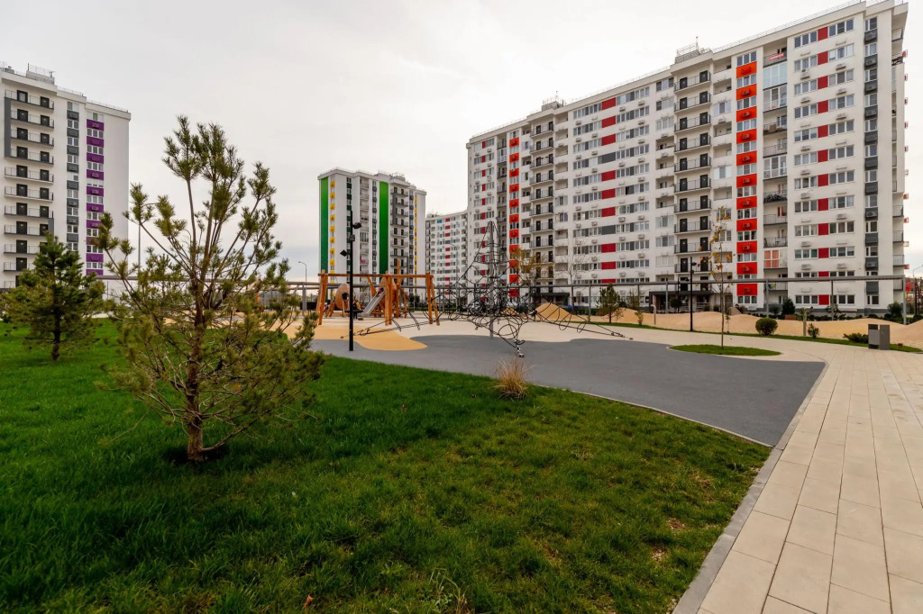 Море апартаментов на улице Акаций