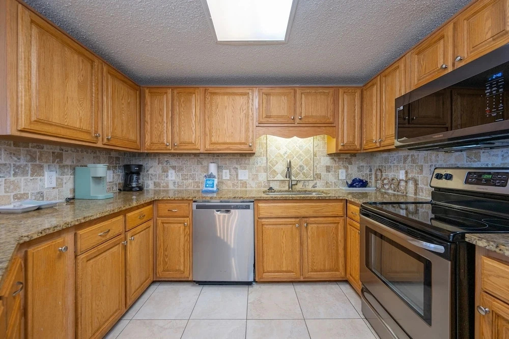 Phoenix X 407 3 Bedroom Condo