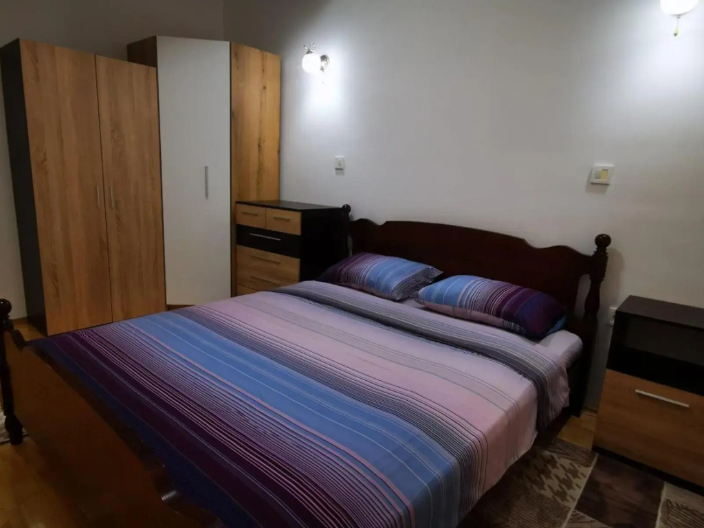 Splendid Two Bedroom Apartment Anastas Mitrev 25