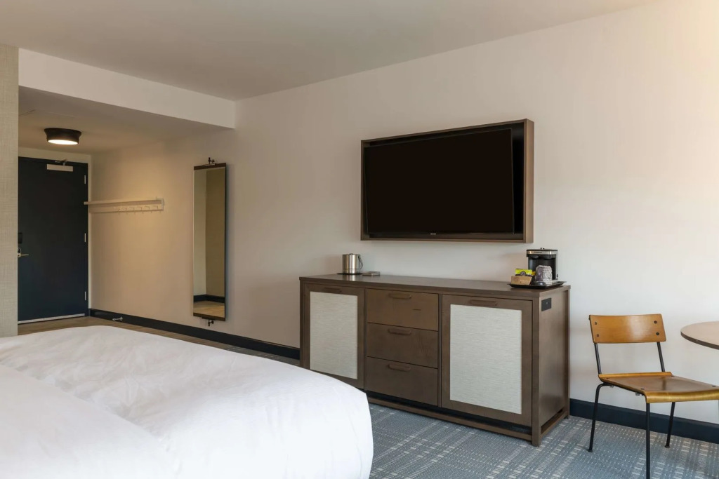 Hotel Canandaigua, Tapestry Collection By Hilton