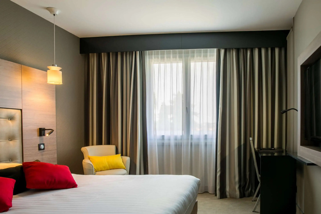 Logis LE RABELAIS Hôtel- Restaurant - SPA