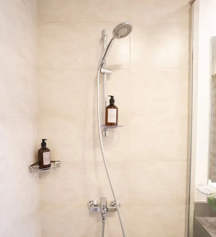 Aya - Elegant 1BR Retreat In The Heart Of JVC
