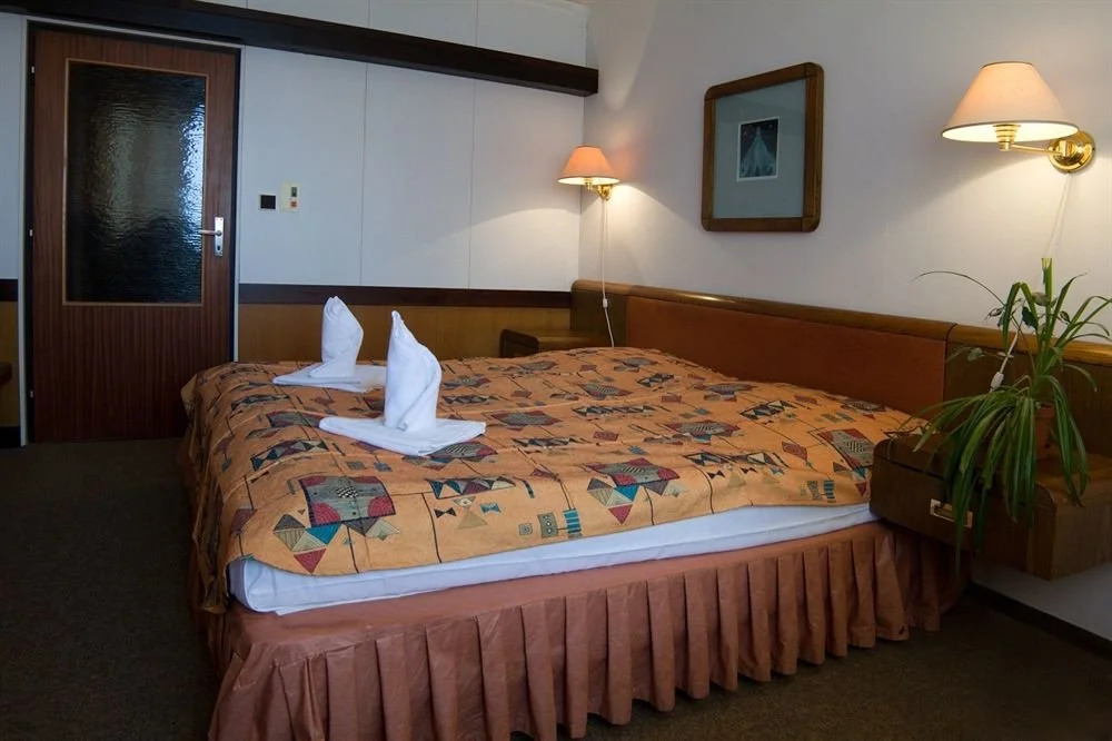 Amber Hotel Bavor