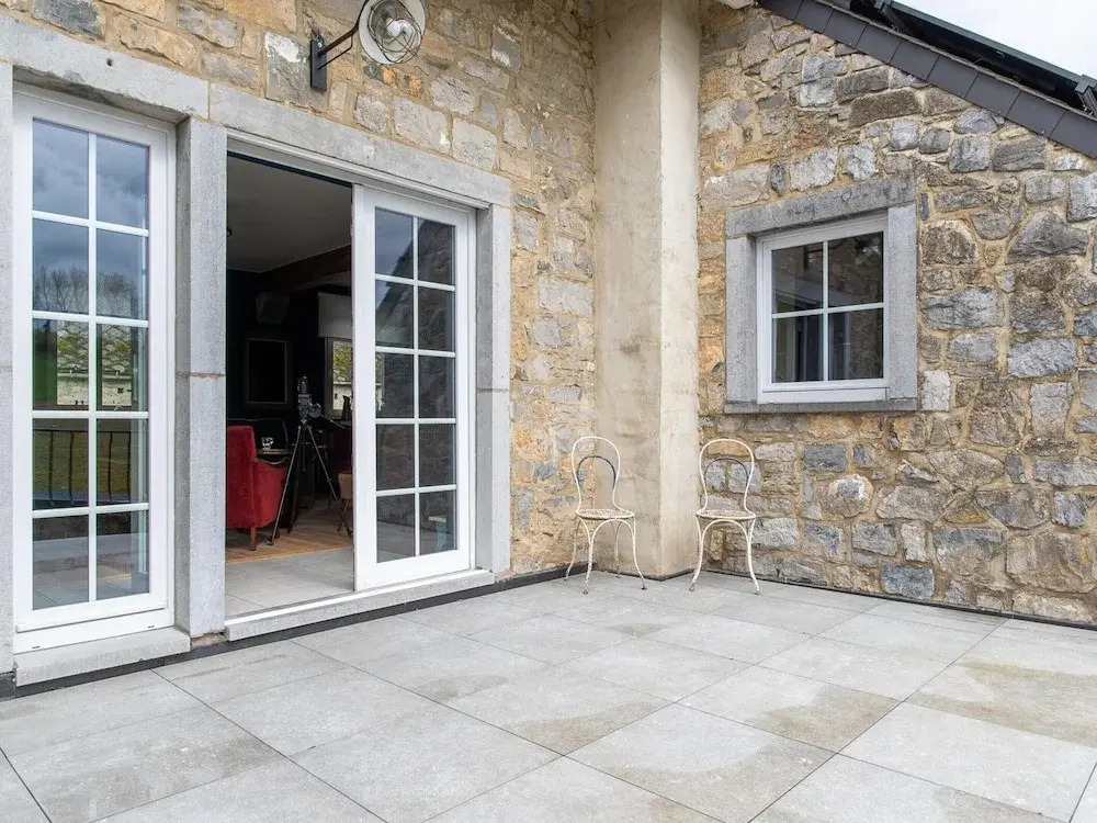 Spacious holiday home with sunny terrace