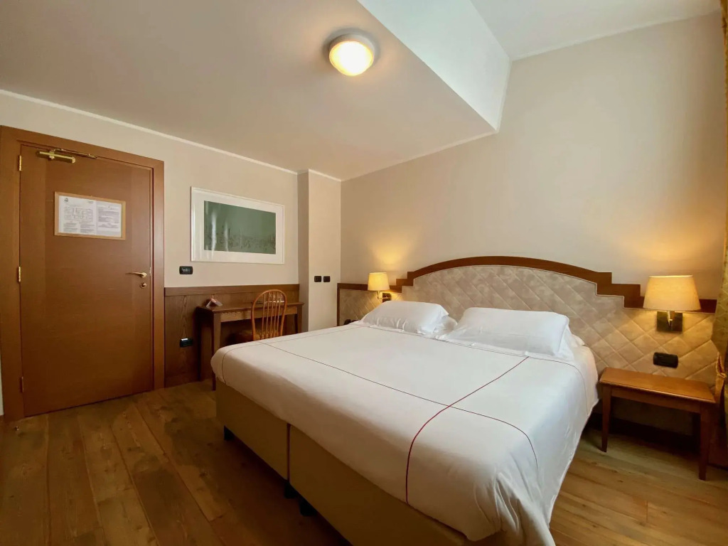 Cresta Et Duc Hotel