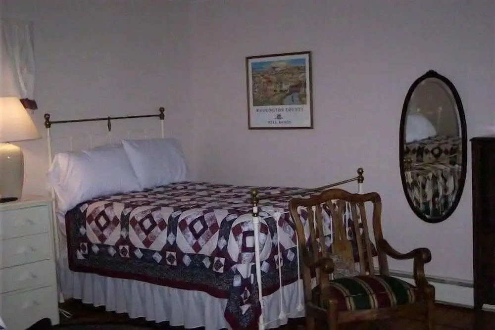 Spring Motor Inn