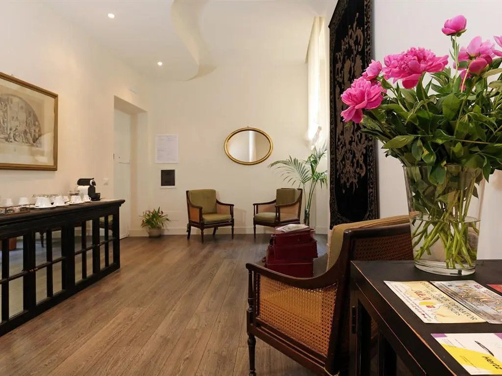 Cavour Suites Guest House