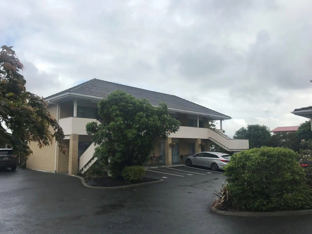Fenton Court Motel