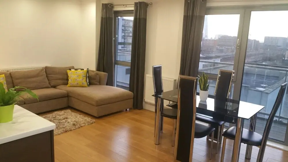 Astonished 2 Bedroom near London Bridge