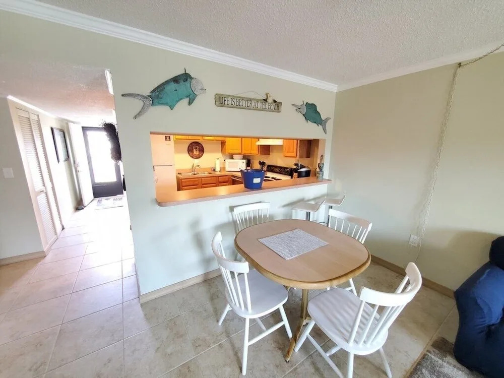 Pelican Inlet A206