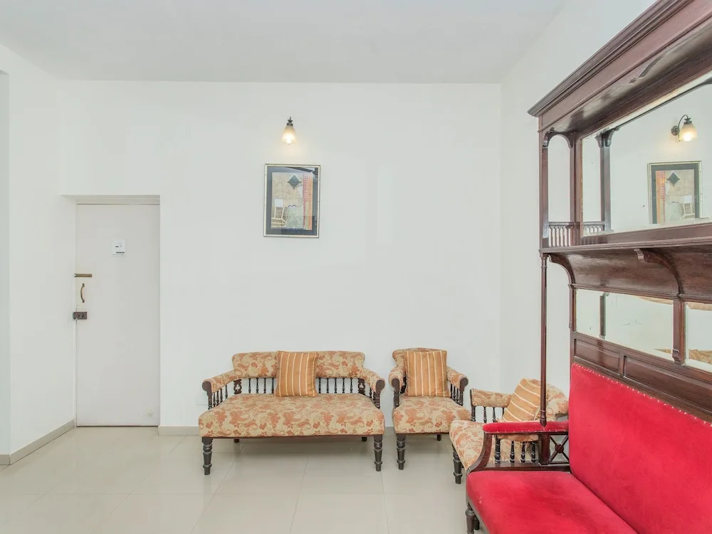 OYO Hermitage Apartments Near Sri Someshwara Swami Temple