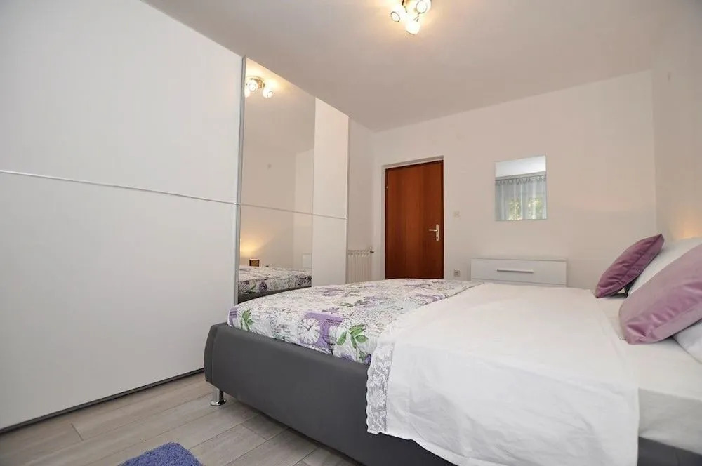 Apartments Grozdana