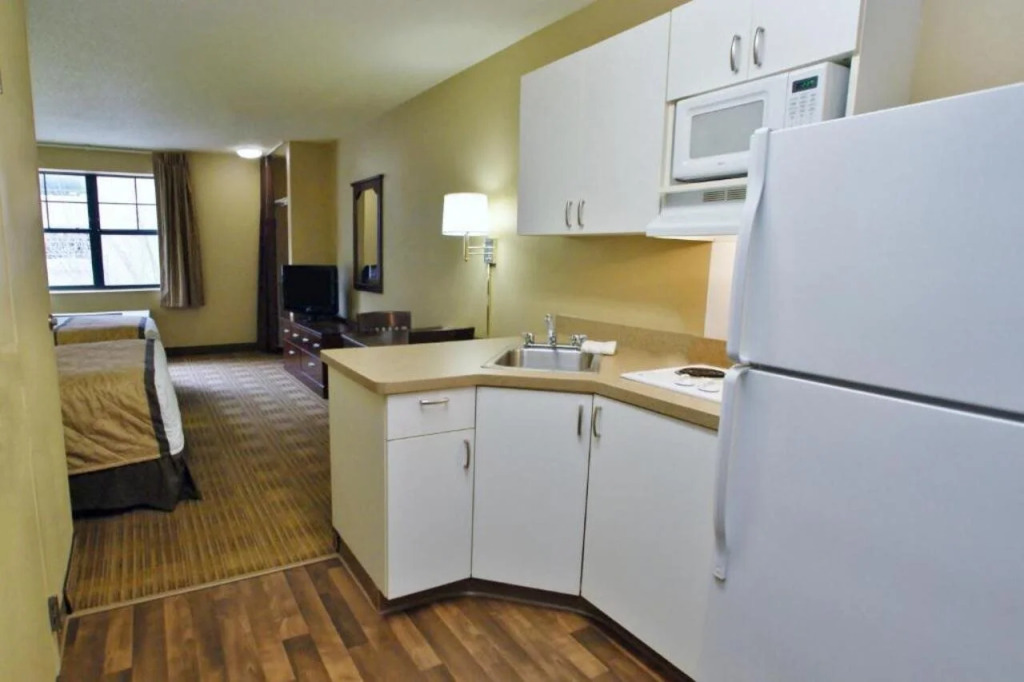 Extended Stay America Select Suites - Milwaukee - Wauwatosa