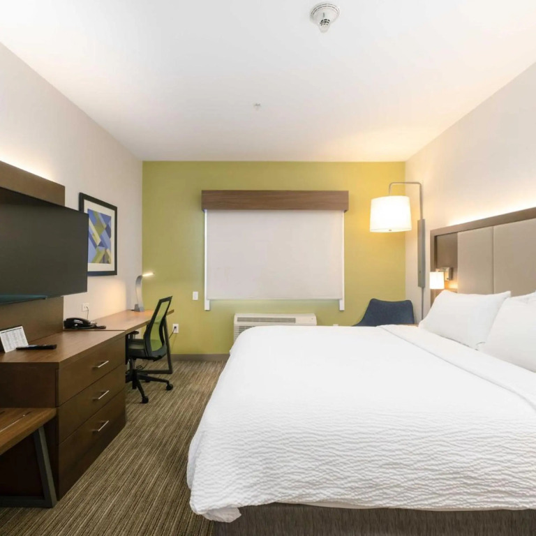 Holiday Inn Express