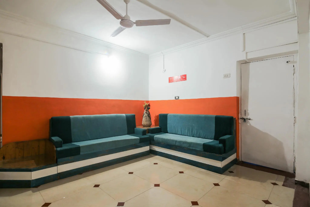 OYO Flagship 76982 Hotel Kamal