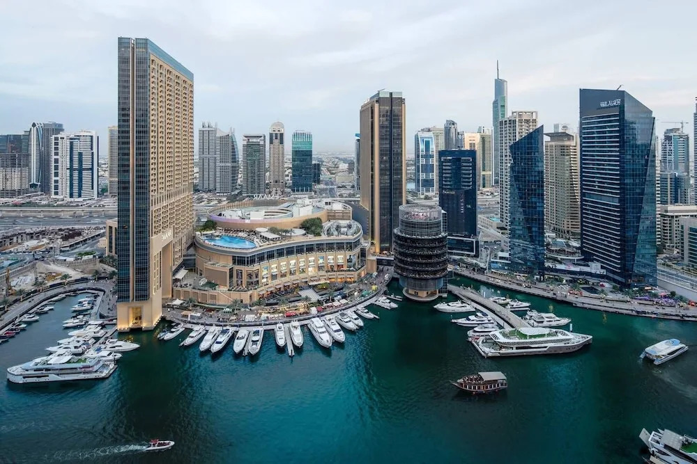 3BR Paradise for 8 With Spectacular Marina Views!