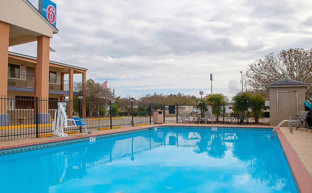 Deluxe Inn & Suites Morgan City