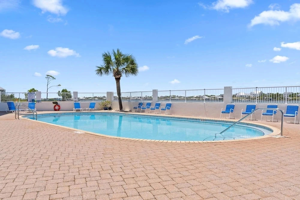 Seaspray Riverside 312