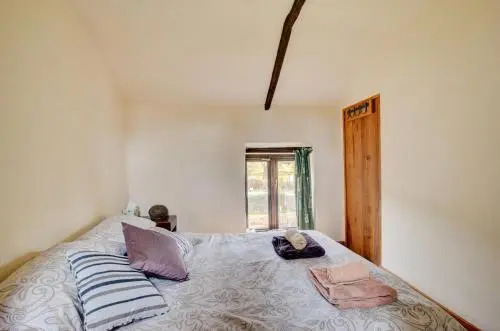 2 Bed in Brecon oc-37318