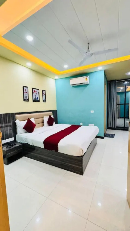Hotel Sky