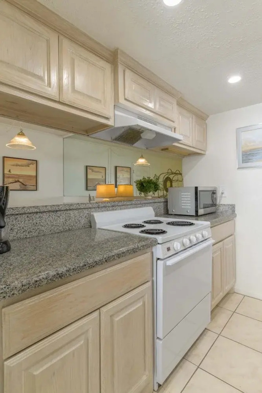 Tiki 218 - Close To The Beach 1br Condo Sleeps 4 1 Bedroom Condo