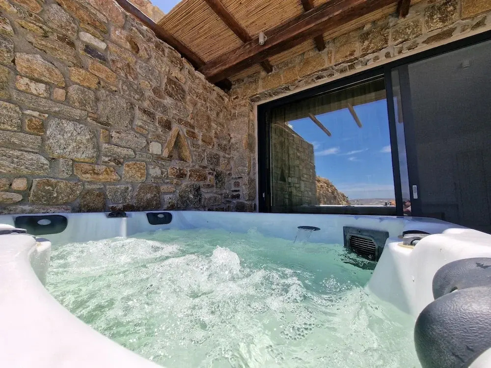 MvibesMykonos homes and studios