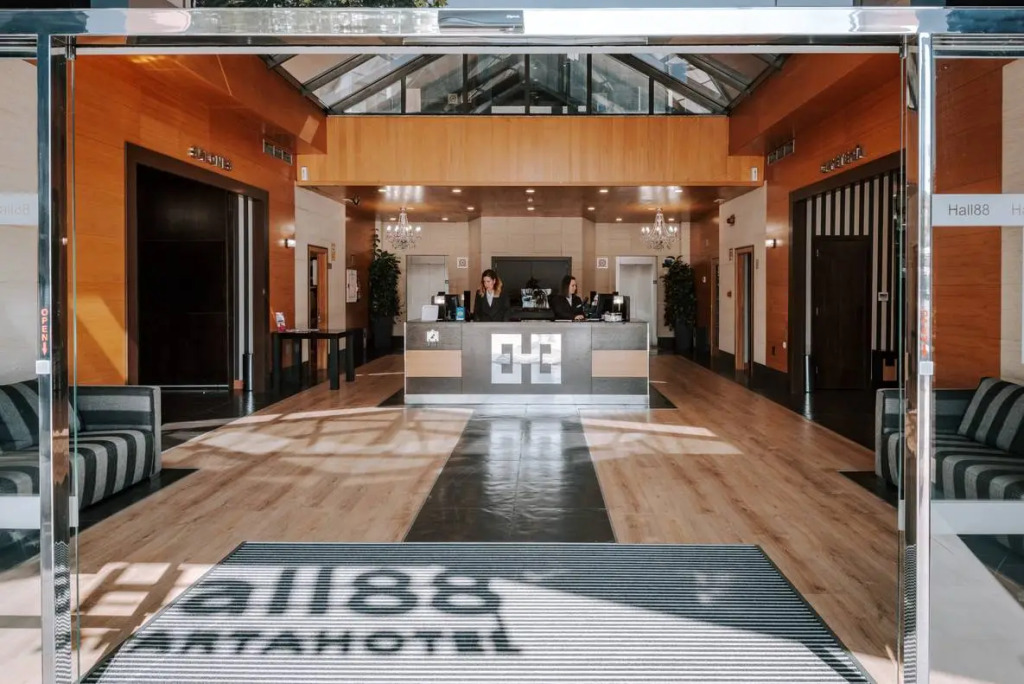 Zenit Aparthotel Hall 88
