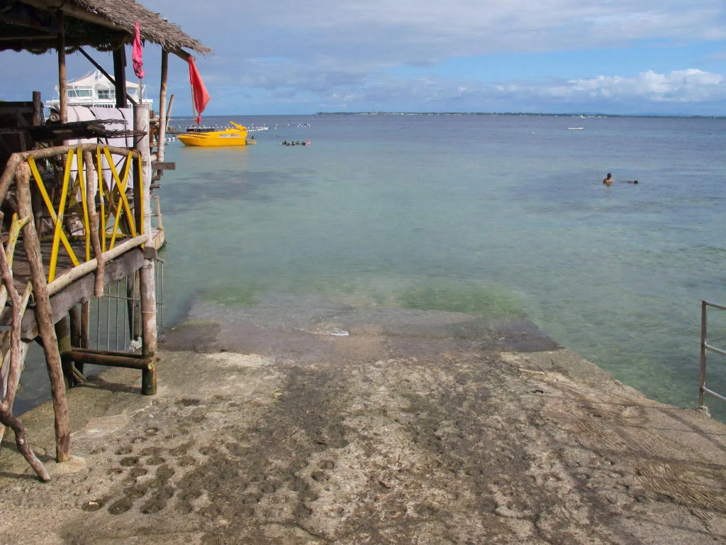 Kawayan Marine Village Beach Resort