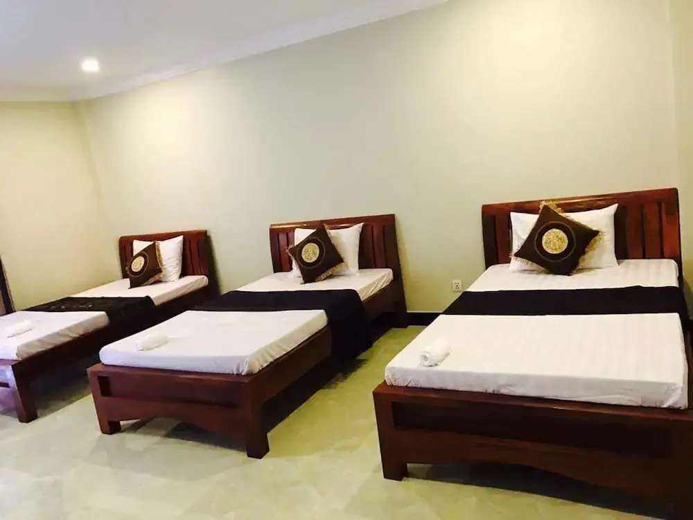 Blue Diamond Hostel