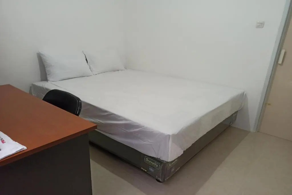 OYO Life 2988 Medokan N2 Residence