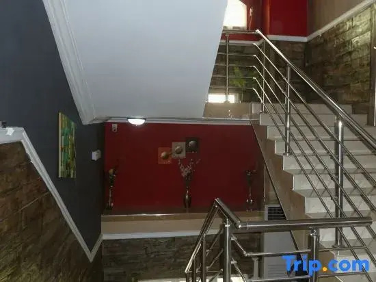 Wise Penny Suites and Spa-Guest Room