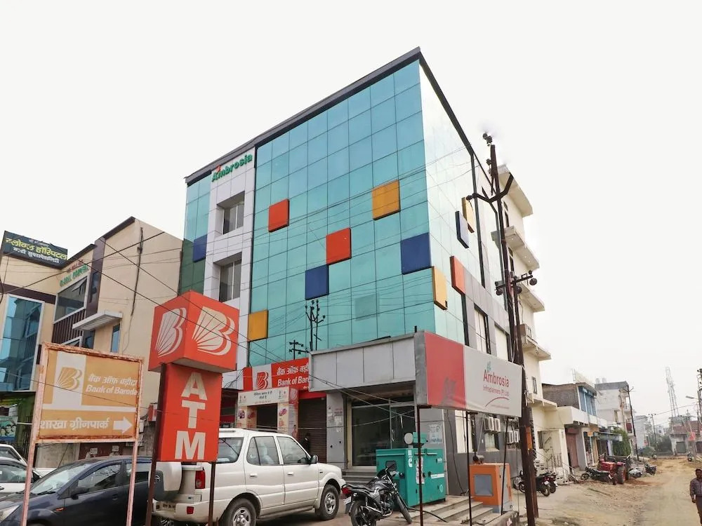 OYO 11878 Hotel De DS Plaza