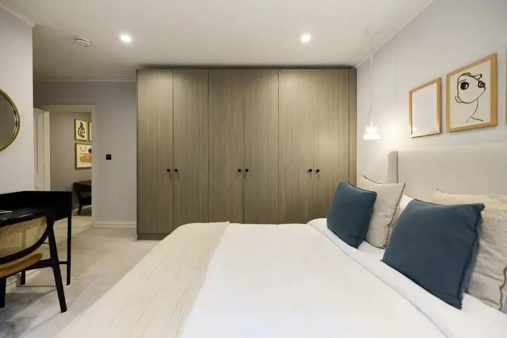 The Bayswater Retreat - Adorable 3bdr Flat With Balcony