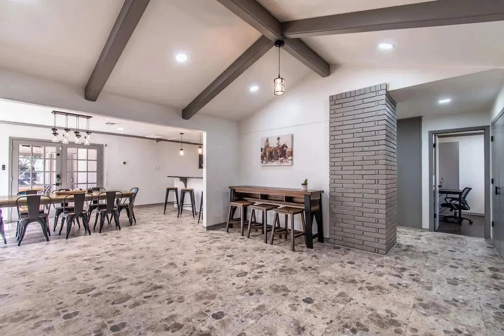 Ocean Dr Sleeps 19 With Hot Tub & Game Room