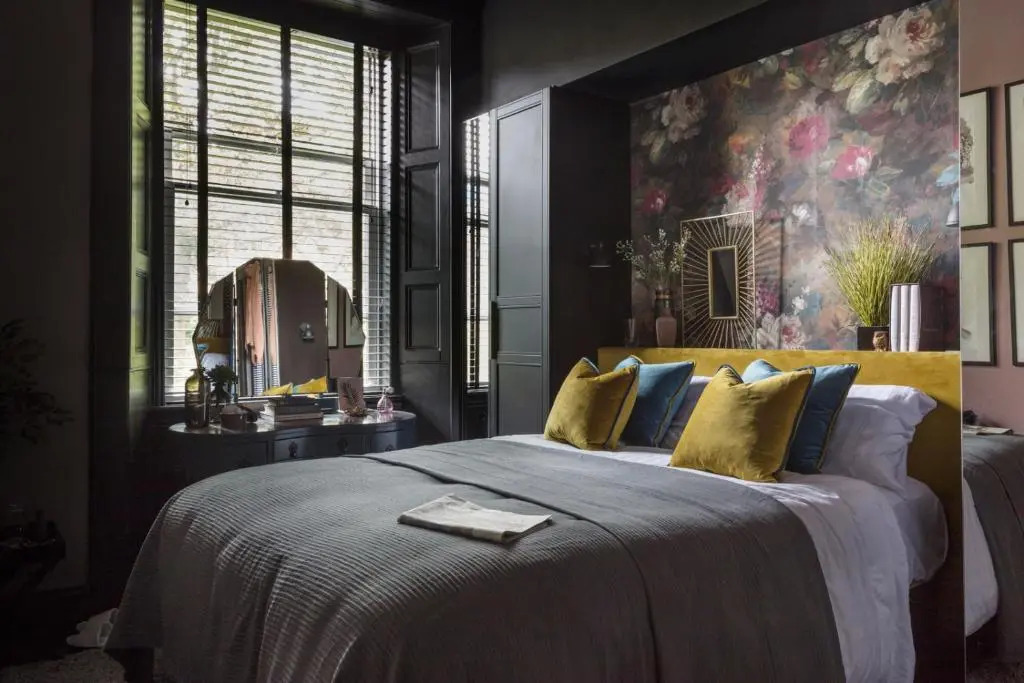 Luxury Boutique Apt in fashionable Stockbridge 5*