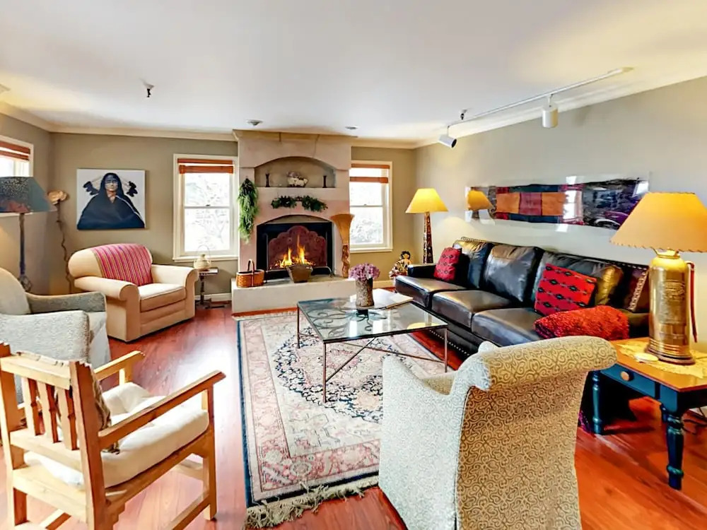 3BR 2.5BA Unique Mountain Condo in Park City by RedAwning