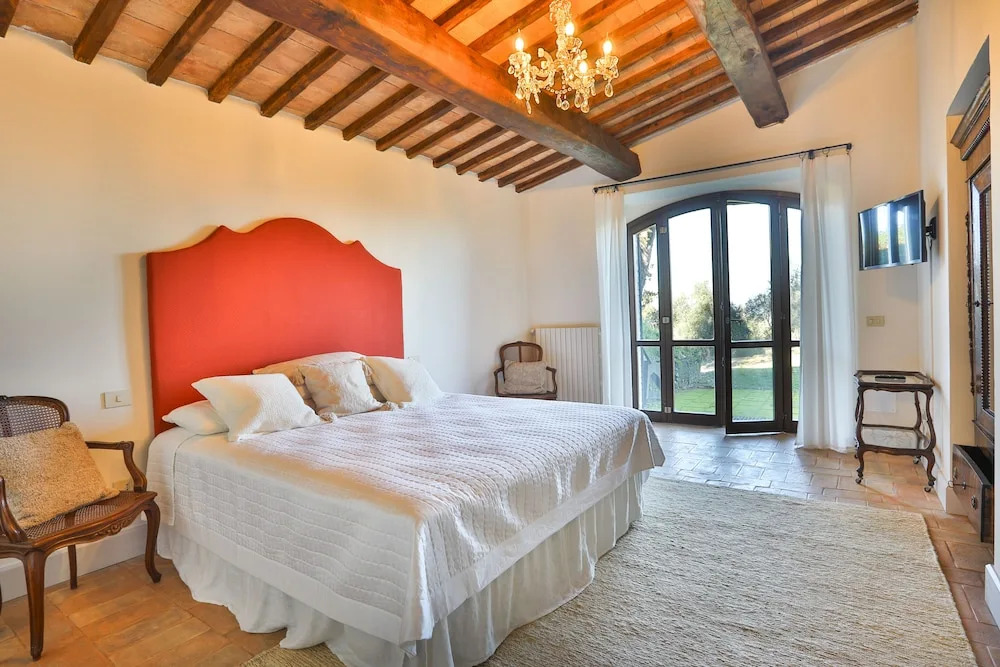 Pietra Campana Italian Villa Orvieto