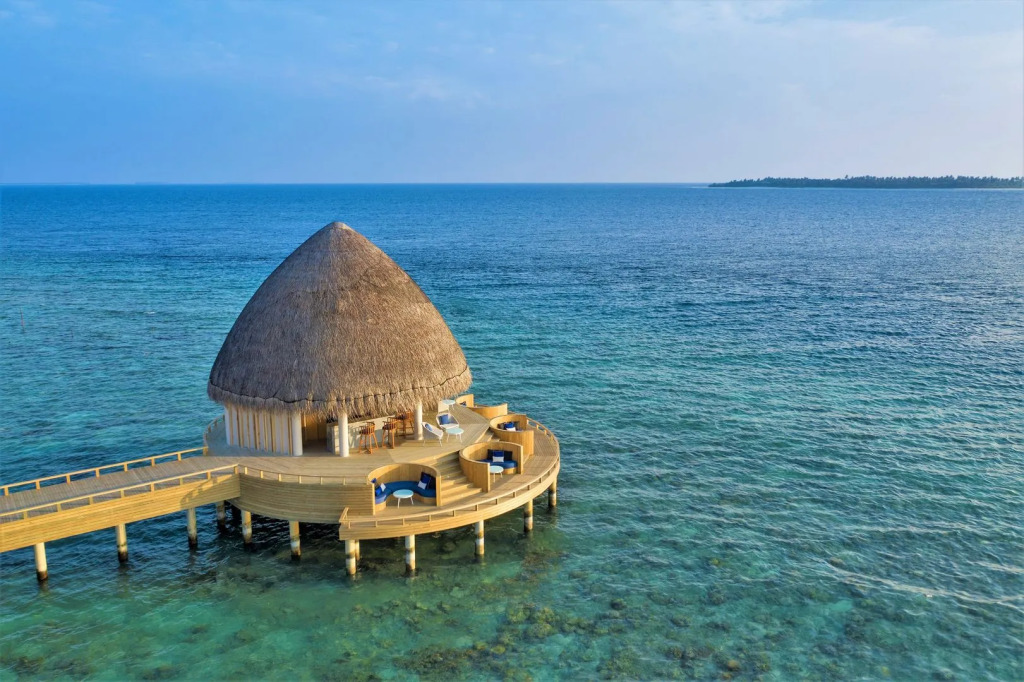 Emerald Faarufushi Resort & Spa - Deluxe All Inclusive