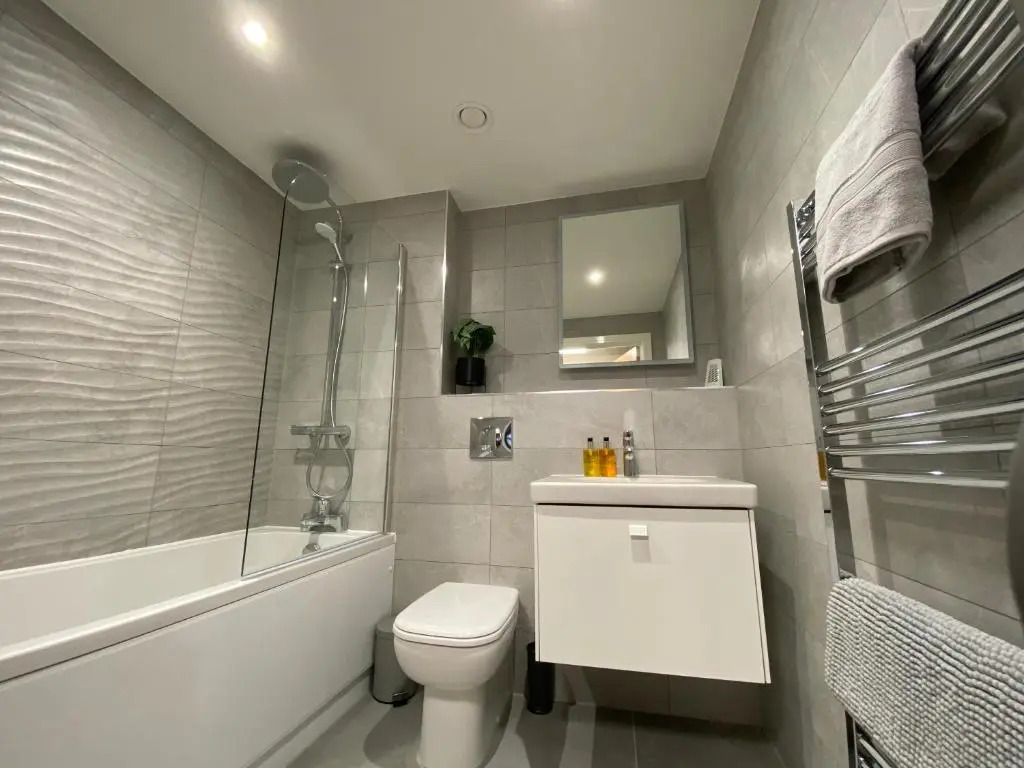 Roomotel - Sir Robert Peel Court