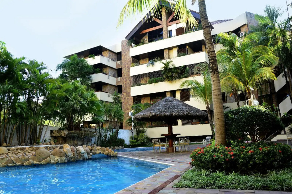 Yotau All Suites Hotel