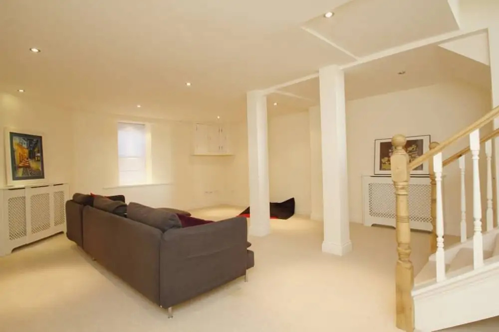 Large Stylish House Central North Oxford