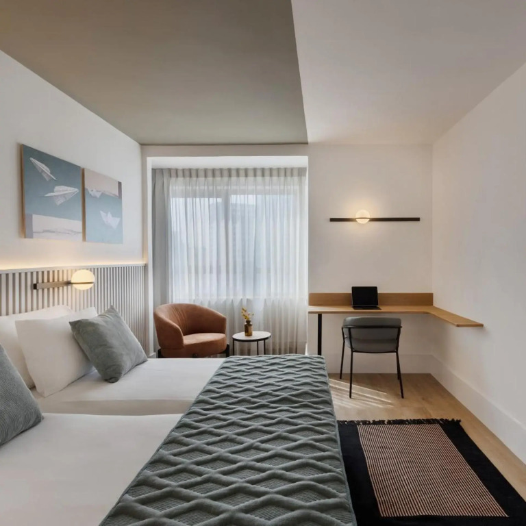 Метрополитен / Metropolitan Hotel