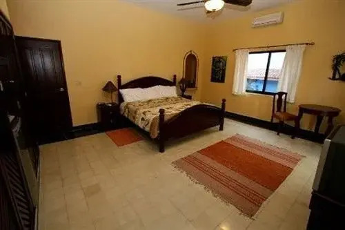 Olas Altas Bed And Breakfast