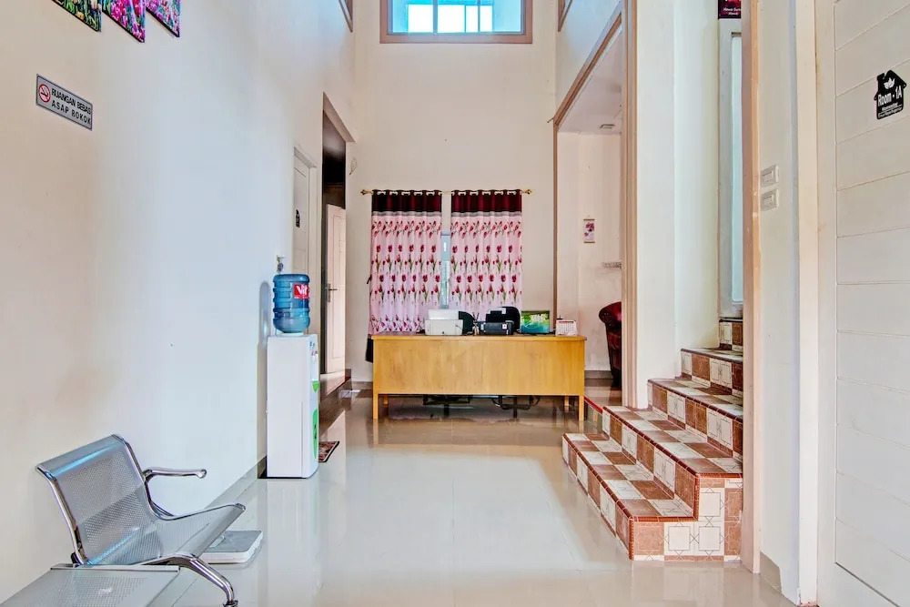 Hotel O Timur Raya Homestay Syariah