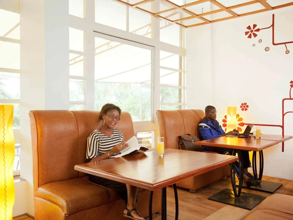 Hotel Ecole Lebenin